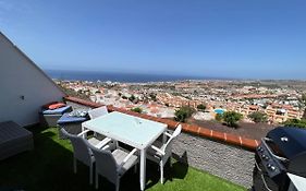 2 Bedroom Apartment With Breathtaking View Of The Sea - Sunset
